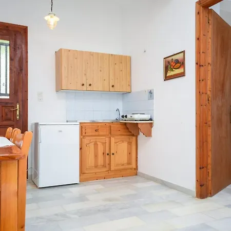 Golden Glyfada Apartment *