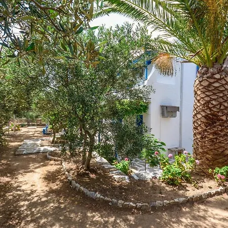 Golden Glyfada アパート Kastrákion