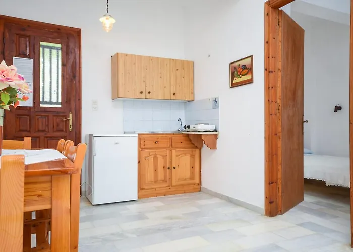 Golden Glyfada Apartment *