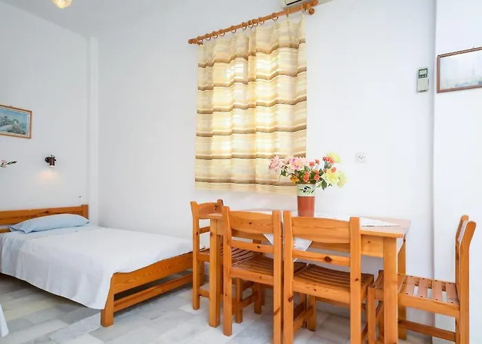 Golden Glyfada Apartment *